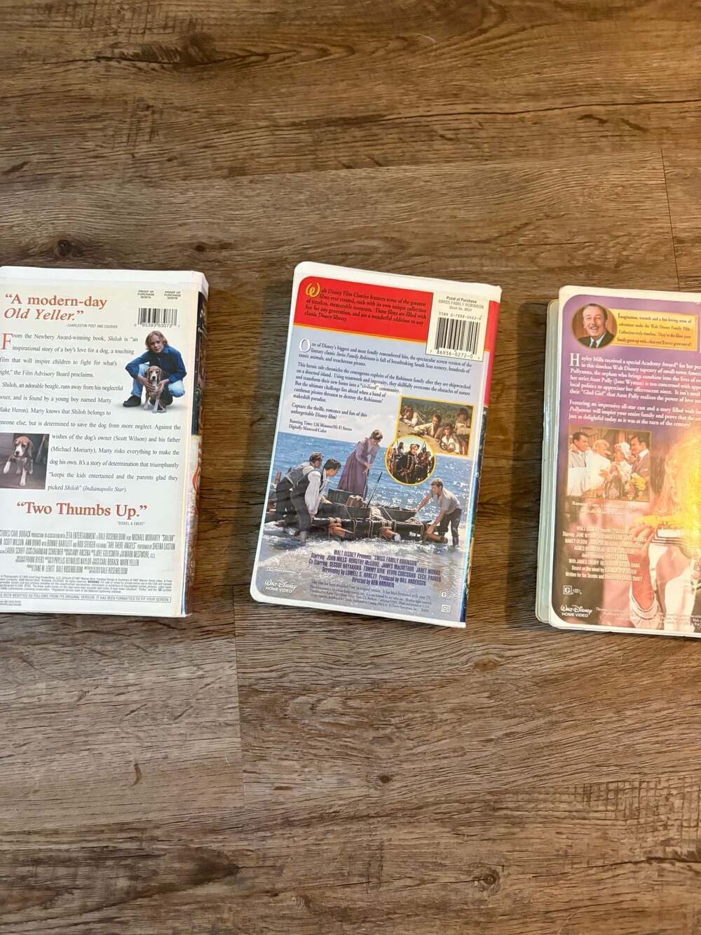 Lot of 3 Vintage Walt Disney Family Film Collection VHS Tapes: Shiloh, Swiss Fam - Picture 5 of 11